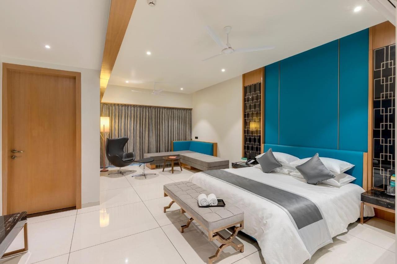 Sunotel Saputara Exterior photo
