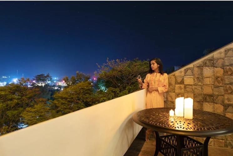 Sunotel Saputara Exterior photo