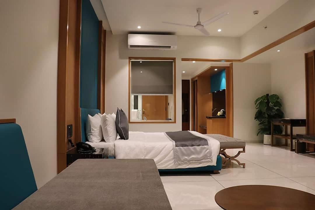 Sunotel Saputara Exterior photo