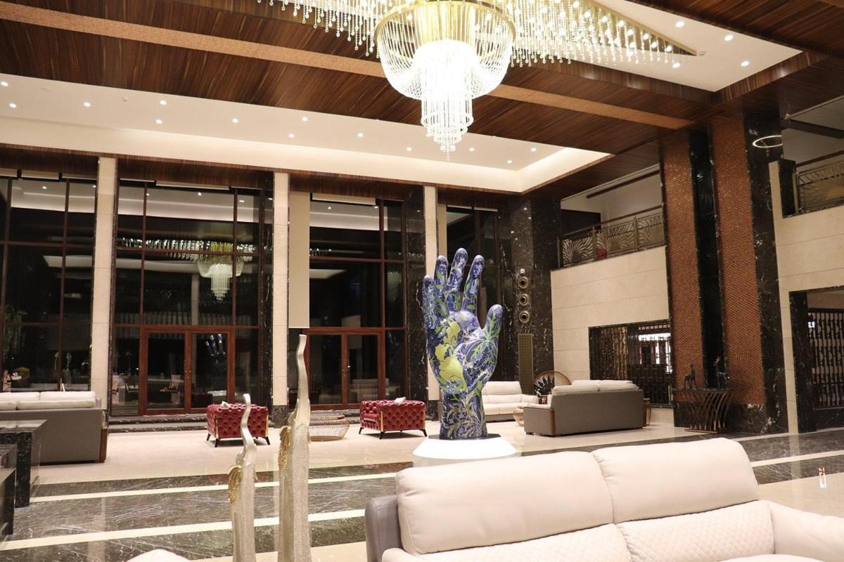 Sunotel Saputara Exterior photo